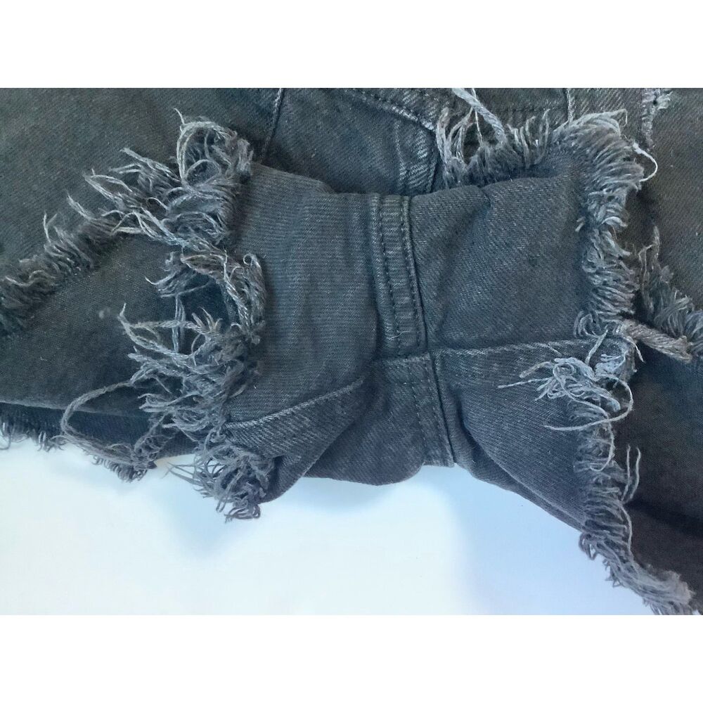 Free People We The Free Black Distressed Denim Cutoff Shorts Size 30 - Picture 4 of 6